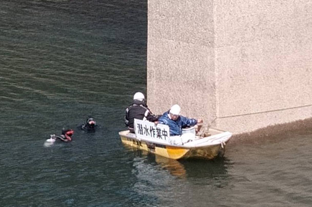 橋台・橋脚潜水調<